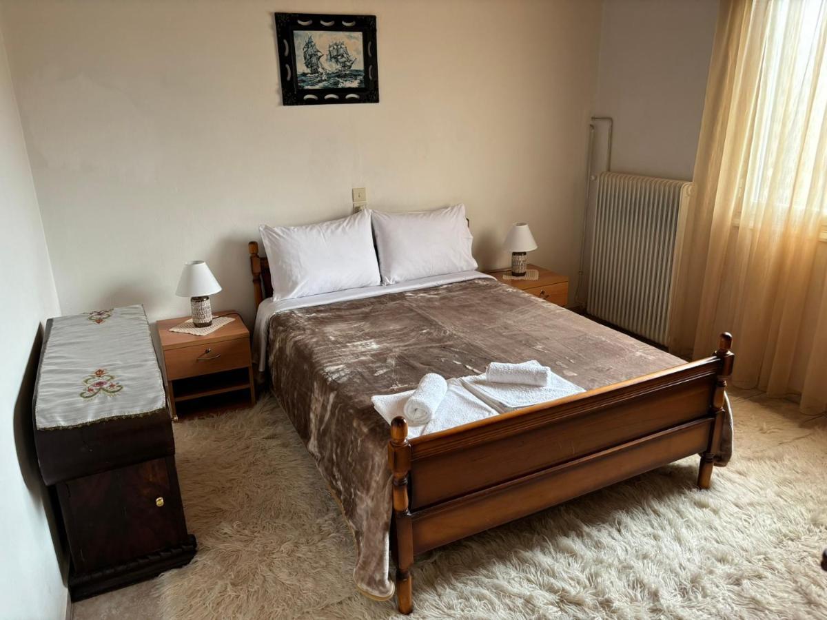 Georgaras Accommodation Platanoussa エクステリア 写真