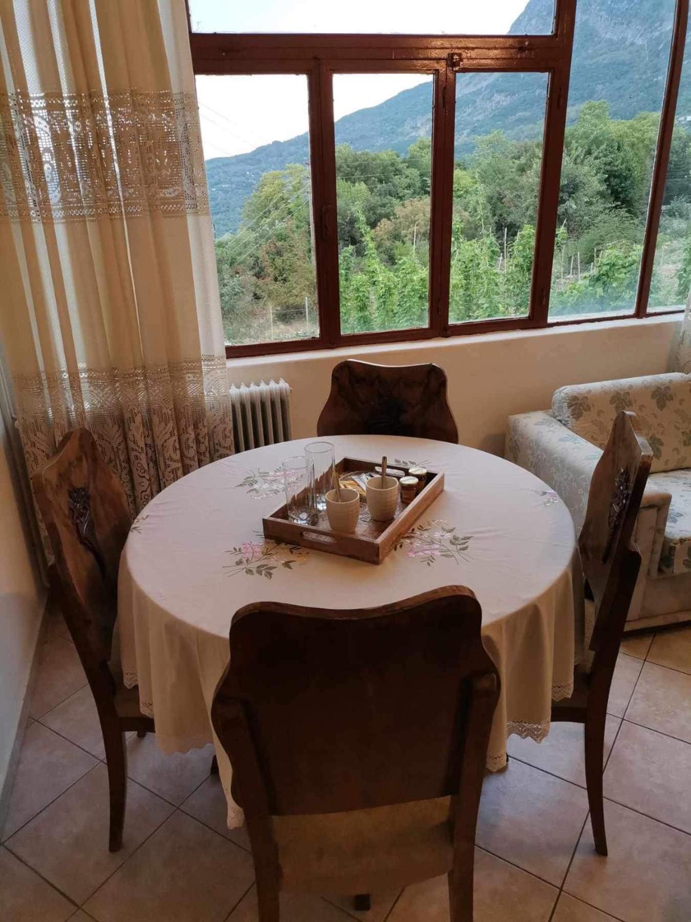 Georgaras Accommodation Platanoussa エクステリア 写真